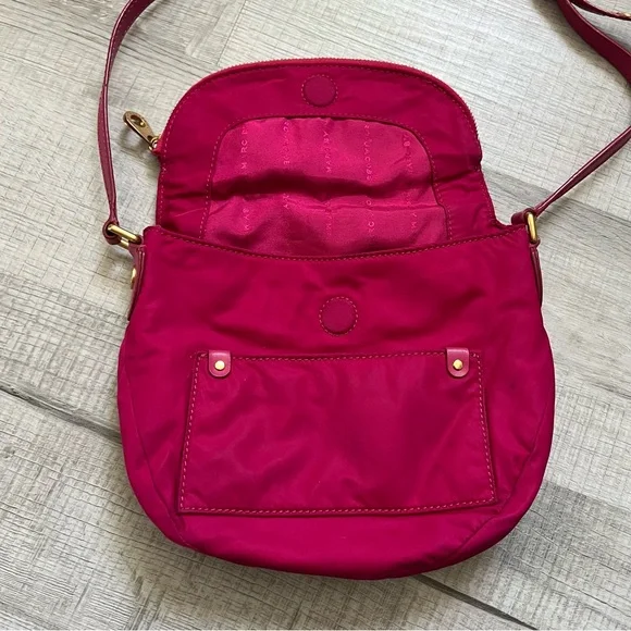 MARC JACOBS Preppy Nylon Mini Natasha Crossbody Bag Pink Magenta - Picture 6 of 16